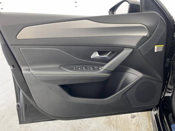 Vente en ligne Peugeot 308  PureTech 130ch EAT8 au prix de 32 990 €