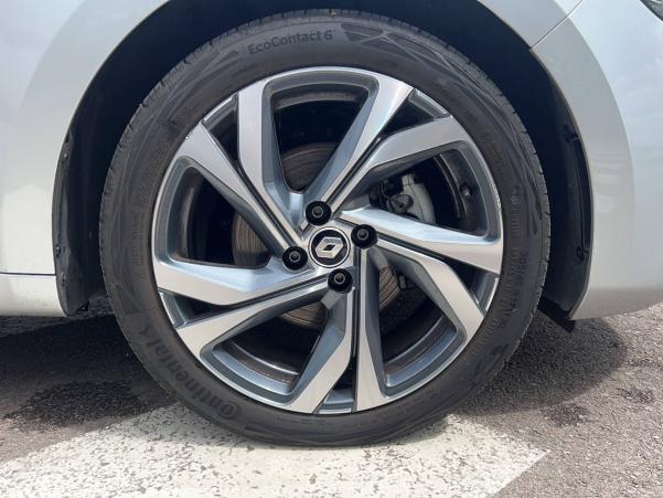 Vente en ligne Renault Clio 5 Clio TCe 140 - 21N au prix de 21 990 €