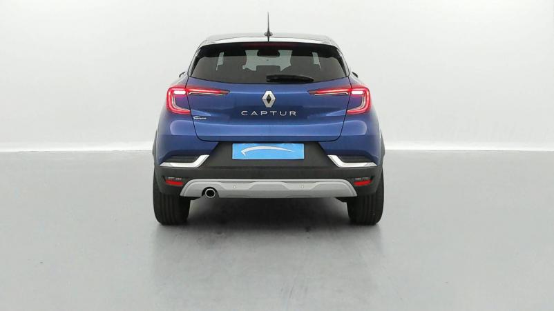 Vente en ligne Renault Captur  Blue dCi 115 EDC au prix de 21 990 €