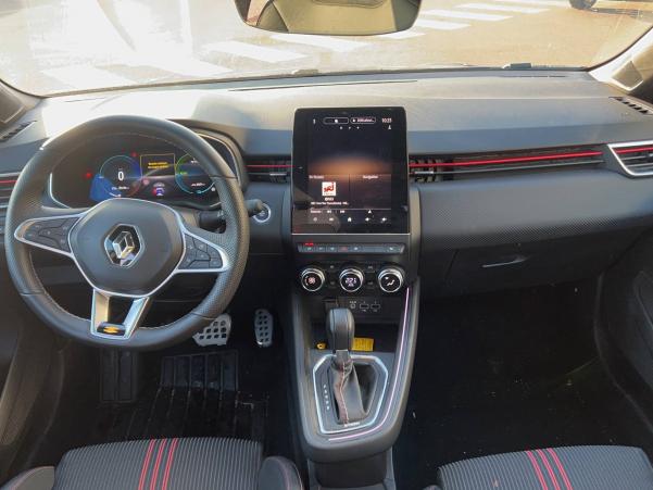 Vente en ligne Renault Clio 5 Clio E-Tech 140 - 21N au prix de 26 990 €