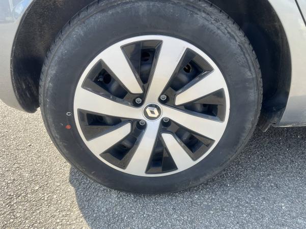 Vente en ligne Renault Clio 5 Clio TCe 90 au prix de 15 490 €