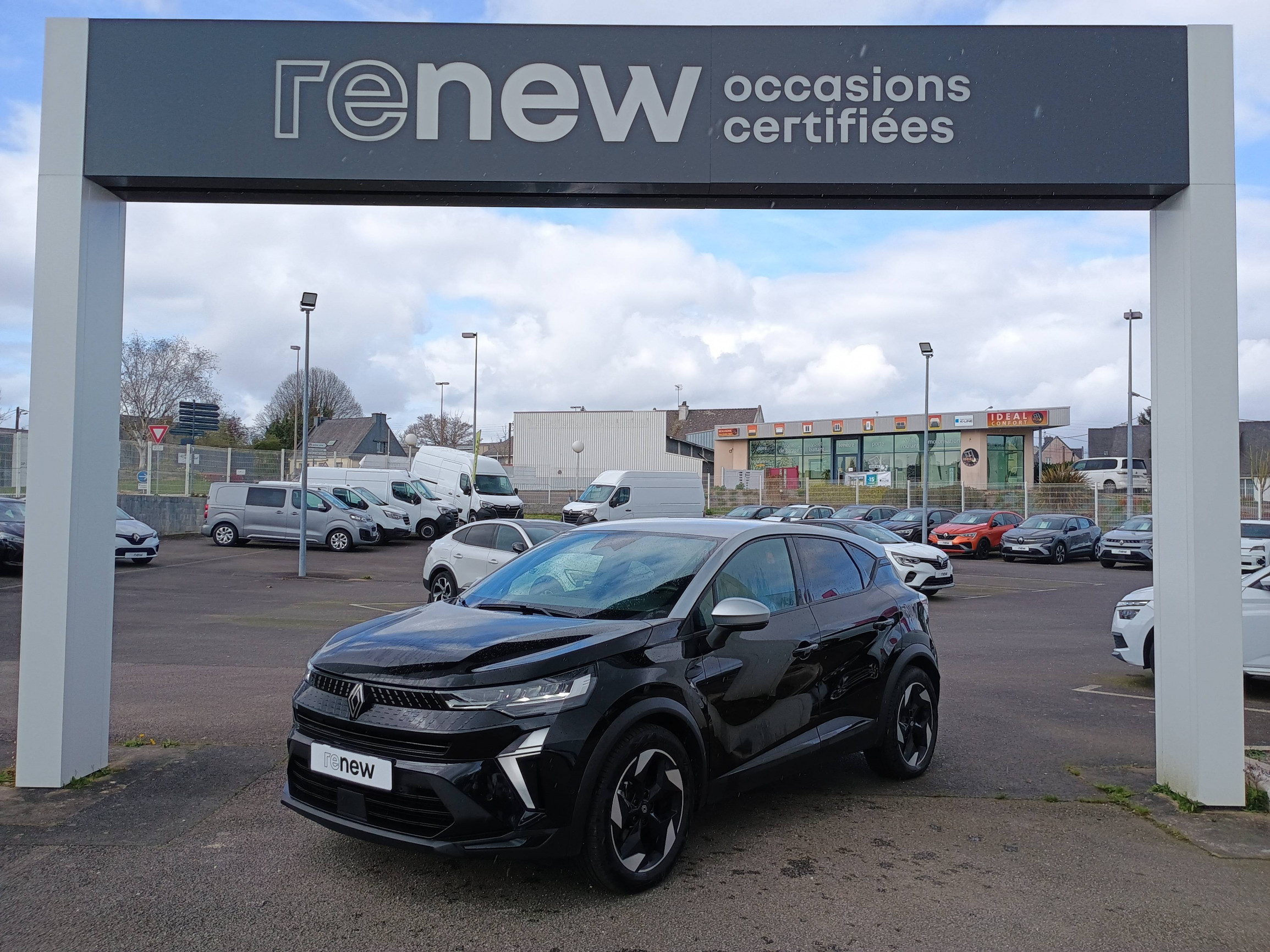 Renault Captur  E-Tech full hybrid 145 ch occasion de 2025 en vente à Loudéac