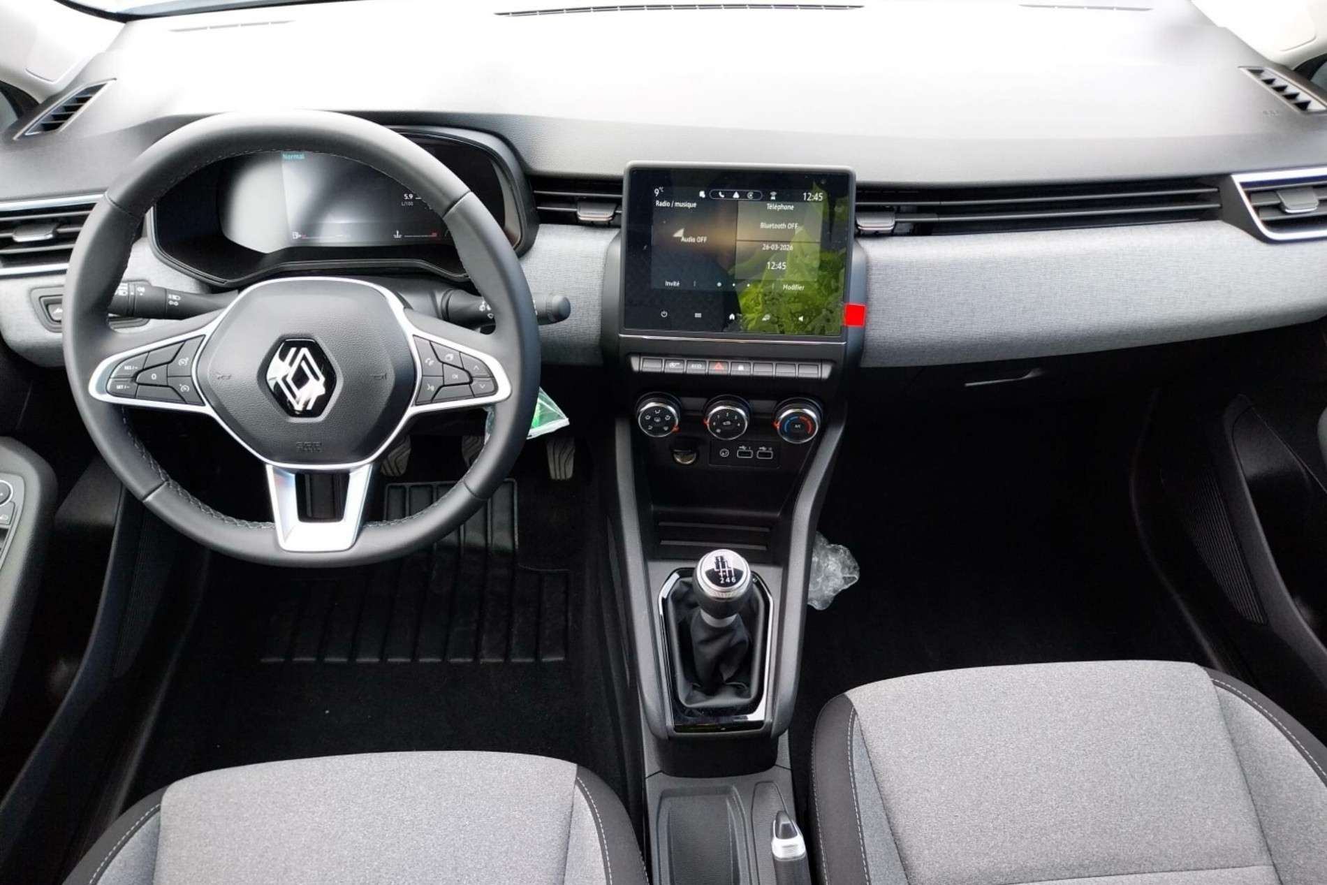 Vente en ligne Renault Clio 5 Clio TCe 90 au prix de 14 990 €