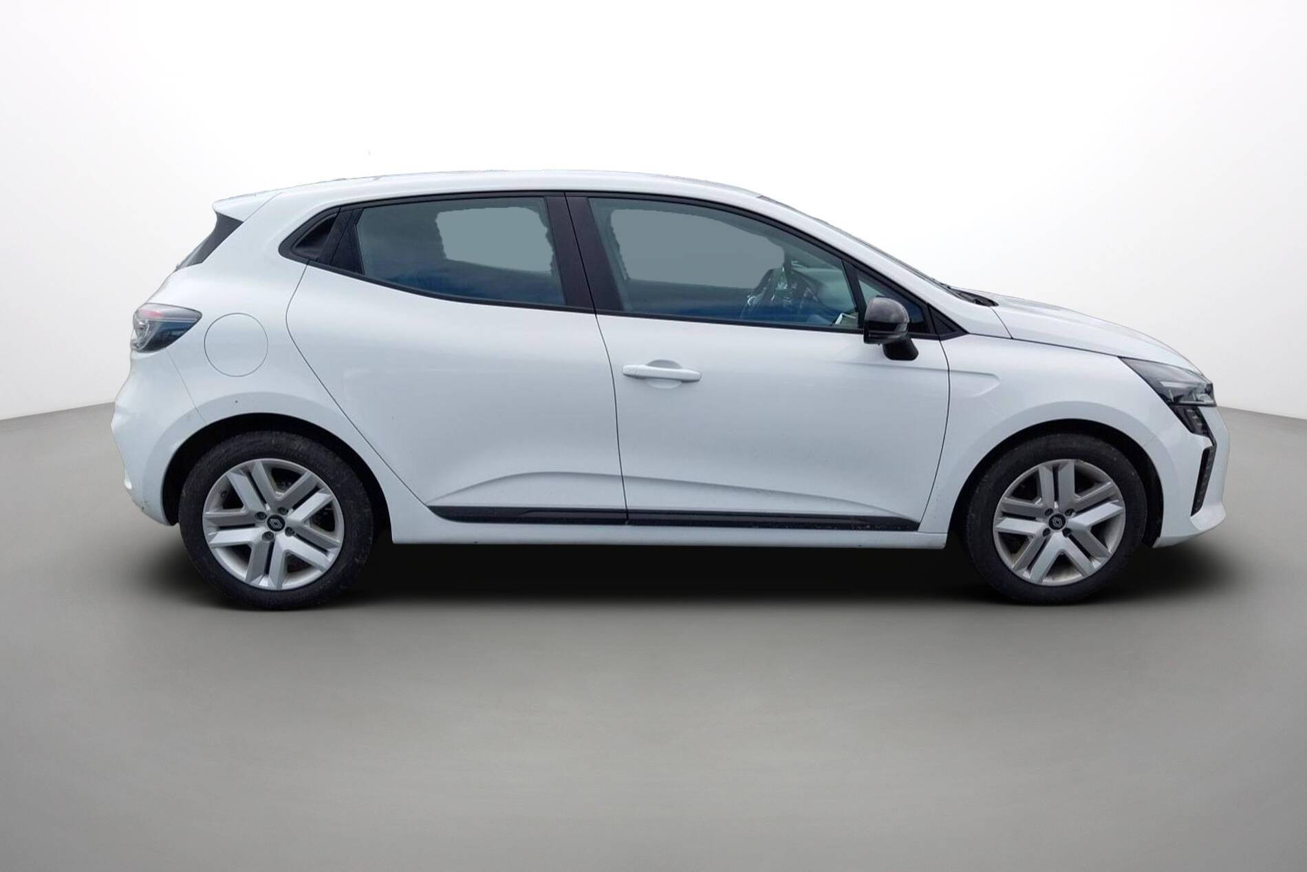 Vente en ligne Renault Clio 5 Clio TCe 90 au prix de 14 990 €