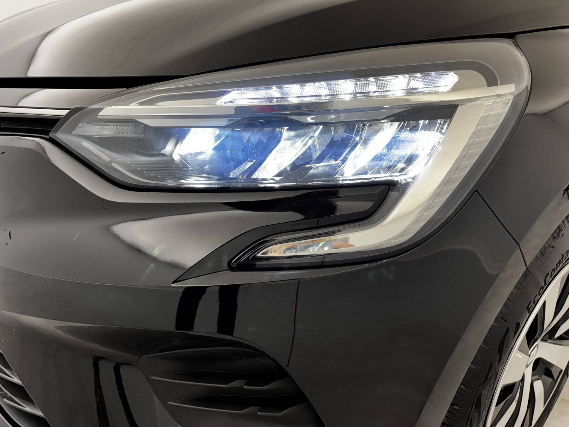 Vente en ligne Renault Clio 5 Clio TCe 90 au prix de 14 690 €