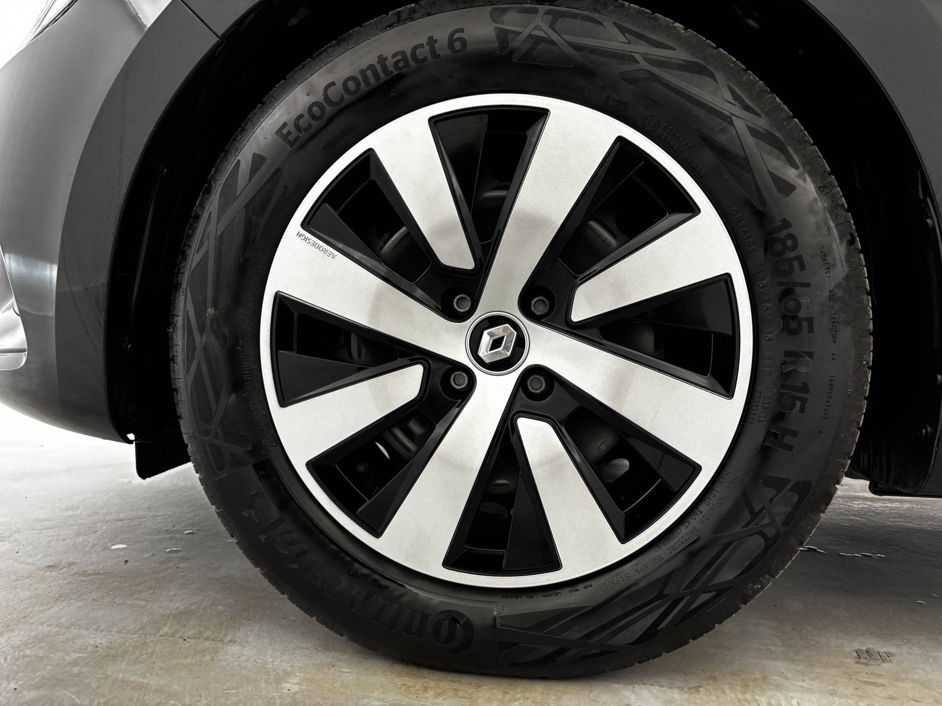 Vente en ligne Renault Clio 5 Clio TCe 90 au prix de 14 690 €