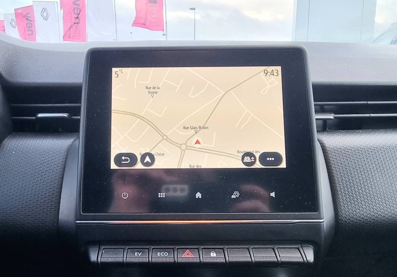 Vente en ligne Renault Clio 5 Clio E-Tech 140 au prix de 15 990 €