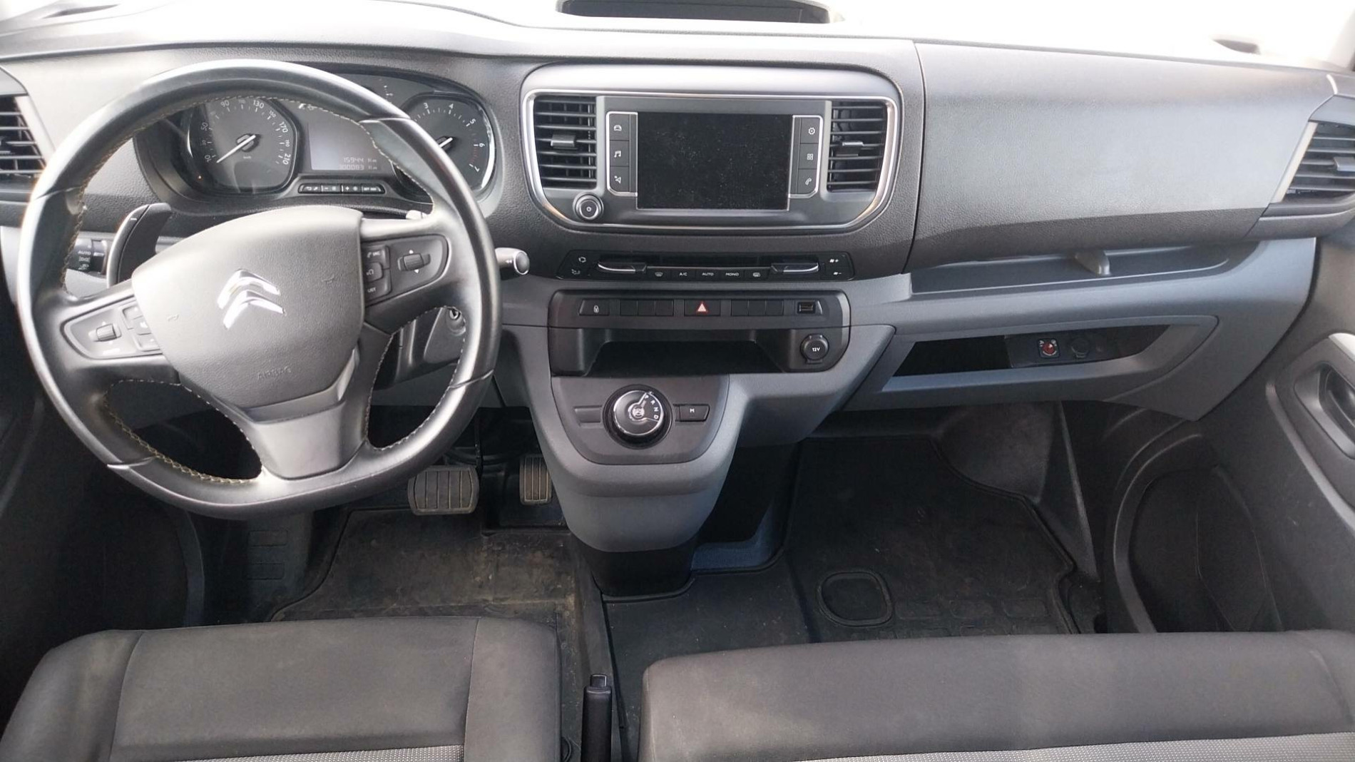 Vente en ligne Citroën Jumpy Fourgon JUMPY CAB APPROFONDIE M BLUEHDI 180 S&S EAT8 au prix de 25 490 €