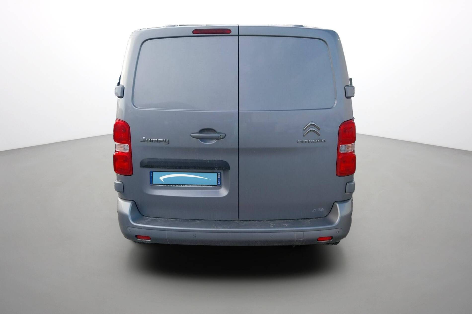 Vente en ligne Citroën Jumpy Fourgon JUMPY CAB APPROFONDIE M BLUEHDI 180 S&S EAT8 au prix de 25 490 €