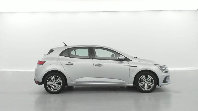 Vente en ligne Renault Megane 4  Blue dCi 115 au prix de 20 990 €