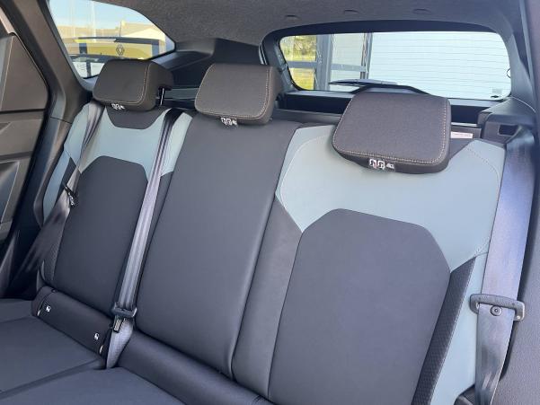 Vente en ligne Dacia Bigster  Hybrid 155 au prix de 31 490 €