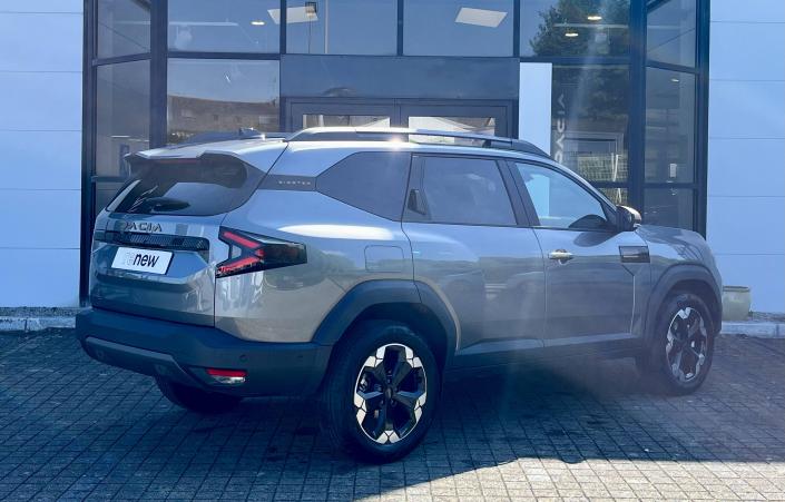 Vente en ligne Dacia Bigster  Hybrid 155 au prix de 31 490 €