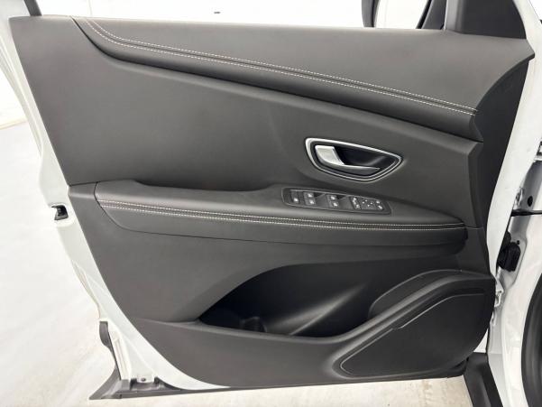 Vente en ligne Renault Scenic 4 Scenic TCe 130 Energy au prix de 12 990 €