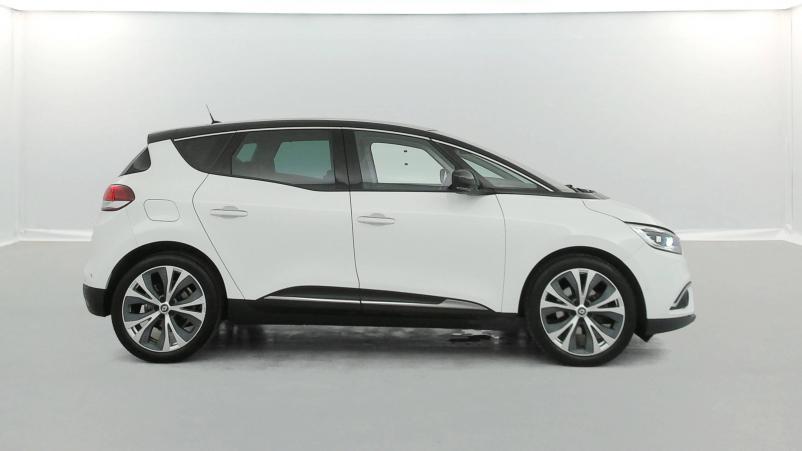 Vente en ligne Renault Scenic 4 Scenic TCe 130 Energy au prix de 12 990 €
