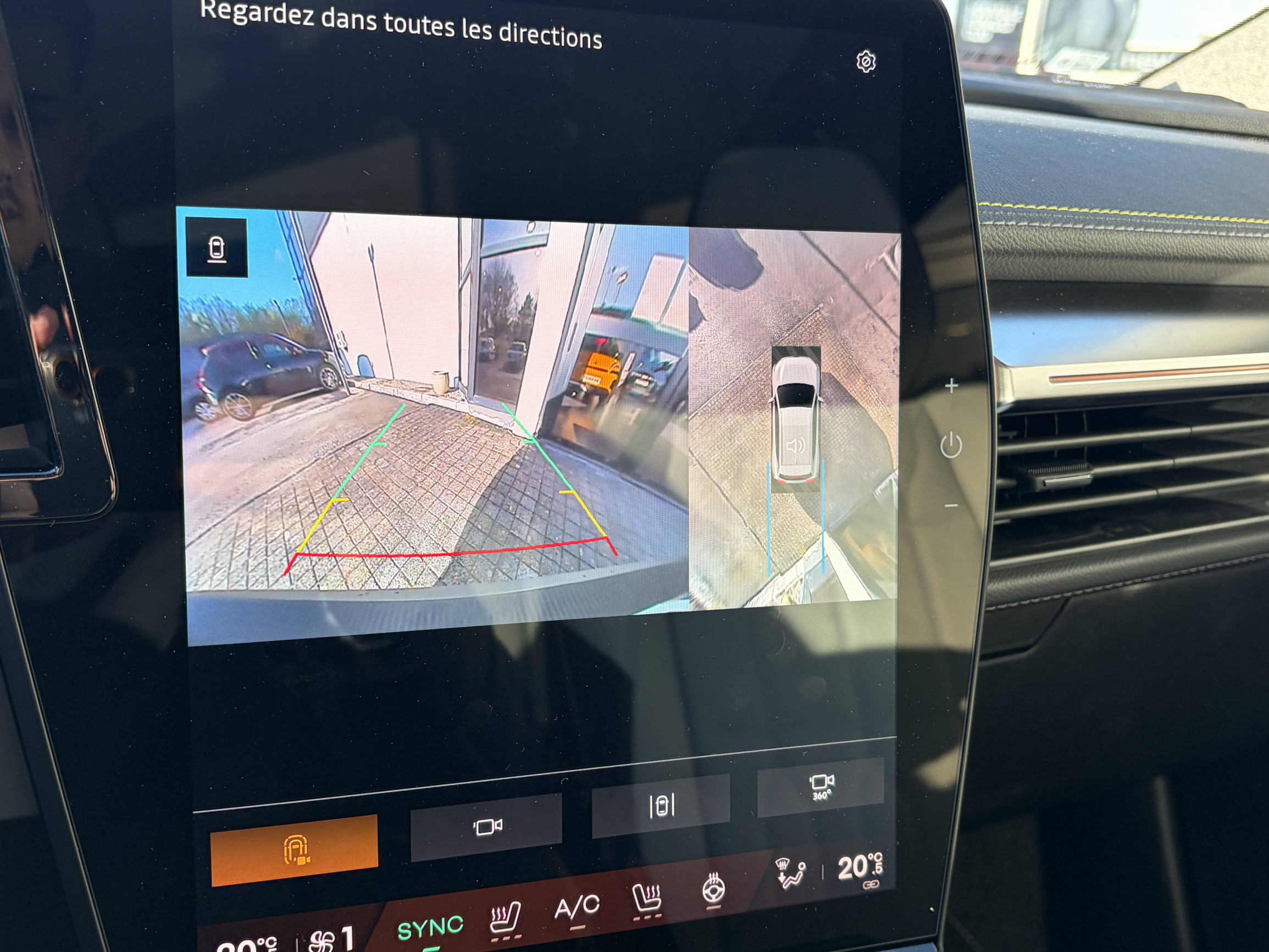 Vente en ligne Renault Scenic E-Tech  220 ch grande autonomie au prix de 45 990 €