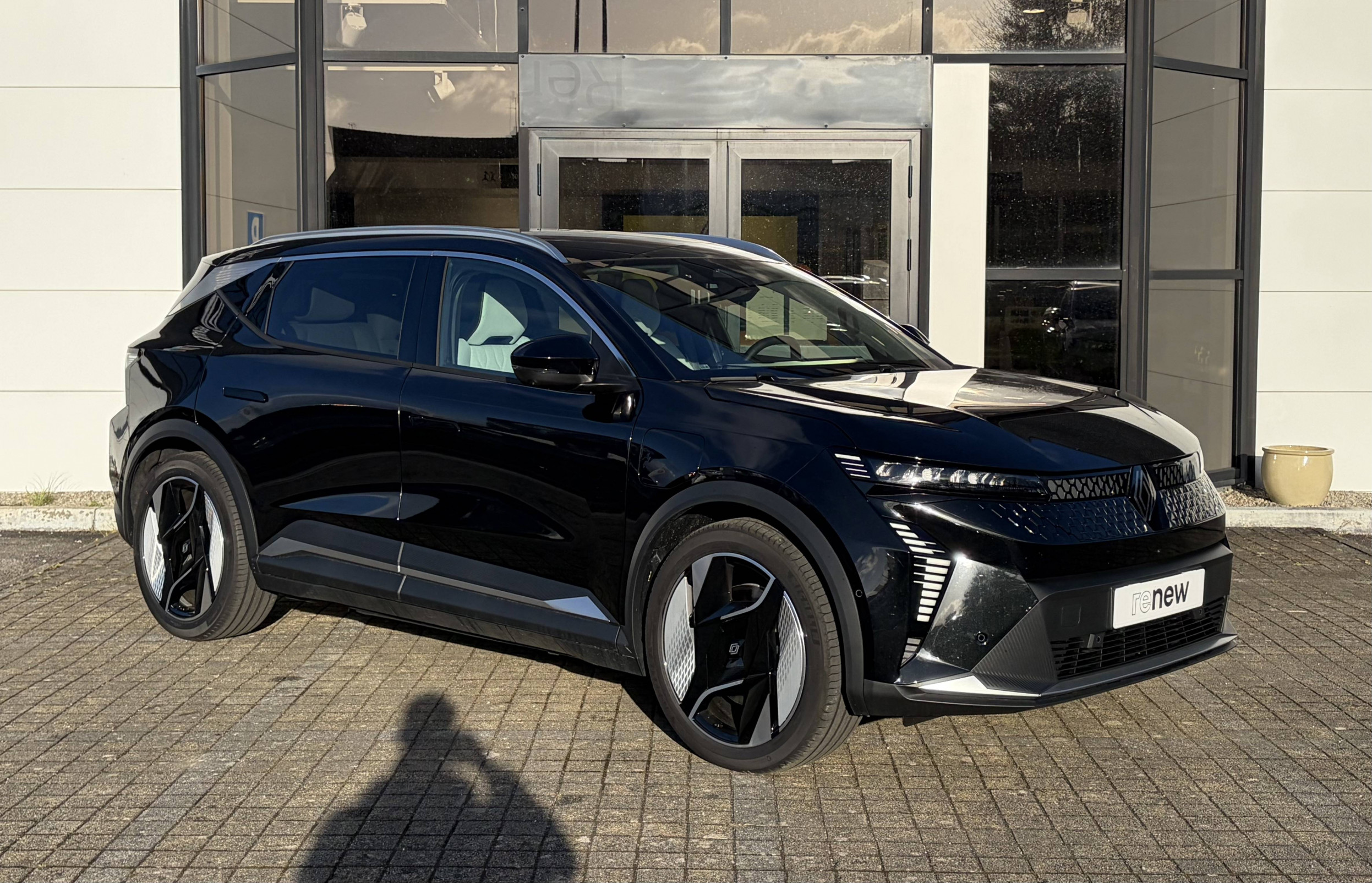 Vente en ligne Renault Scenic E-Tech  220 ch grande autonomie au prix de 45 990 €