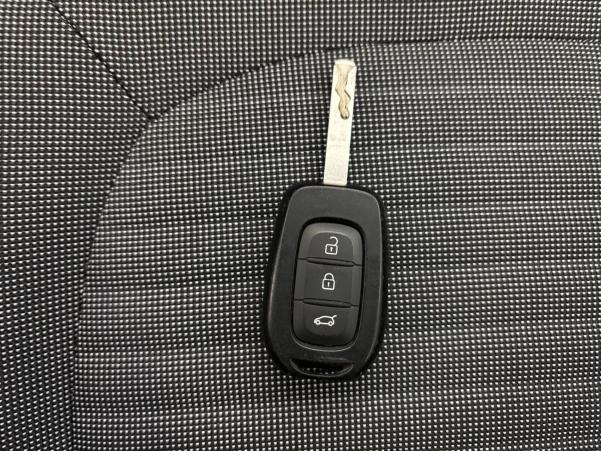 Vente en ligne Renault Twingo 3  SCe 65 - 21 au prix de 9 890 €