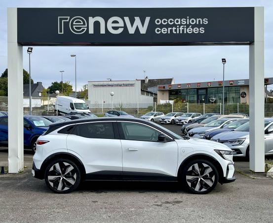 Vente en ligne Renault Megane E-Tech  EV60 220 ch super charge au prix de 32 490 €