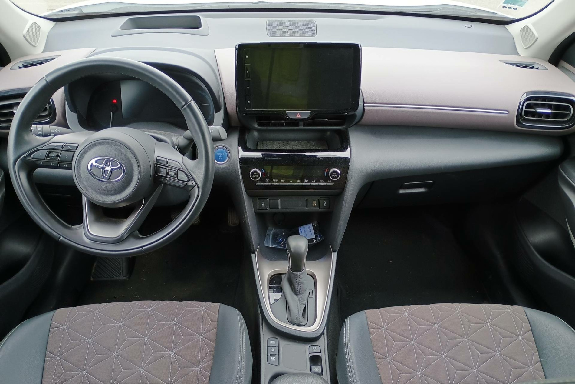 Vente en ligne Toyota Yaris Cross Yaris Cross Hybride 116h 2WD au prix de 22 800 €