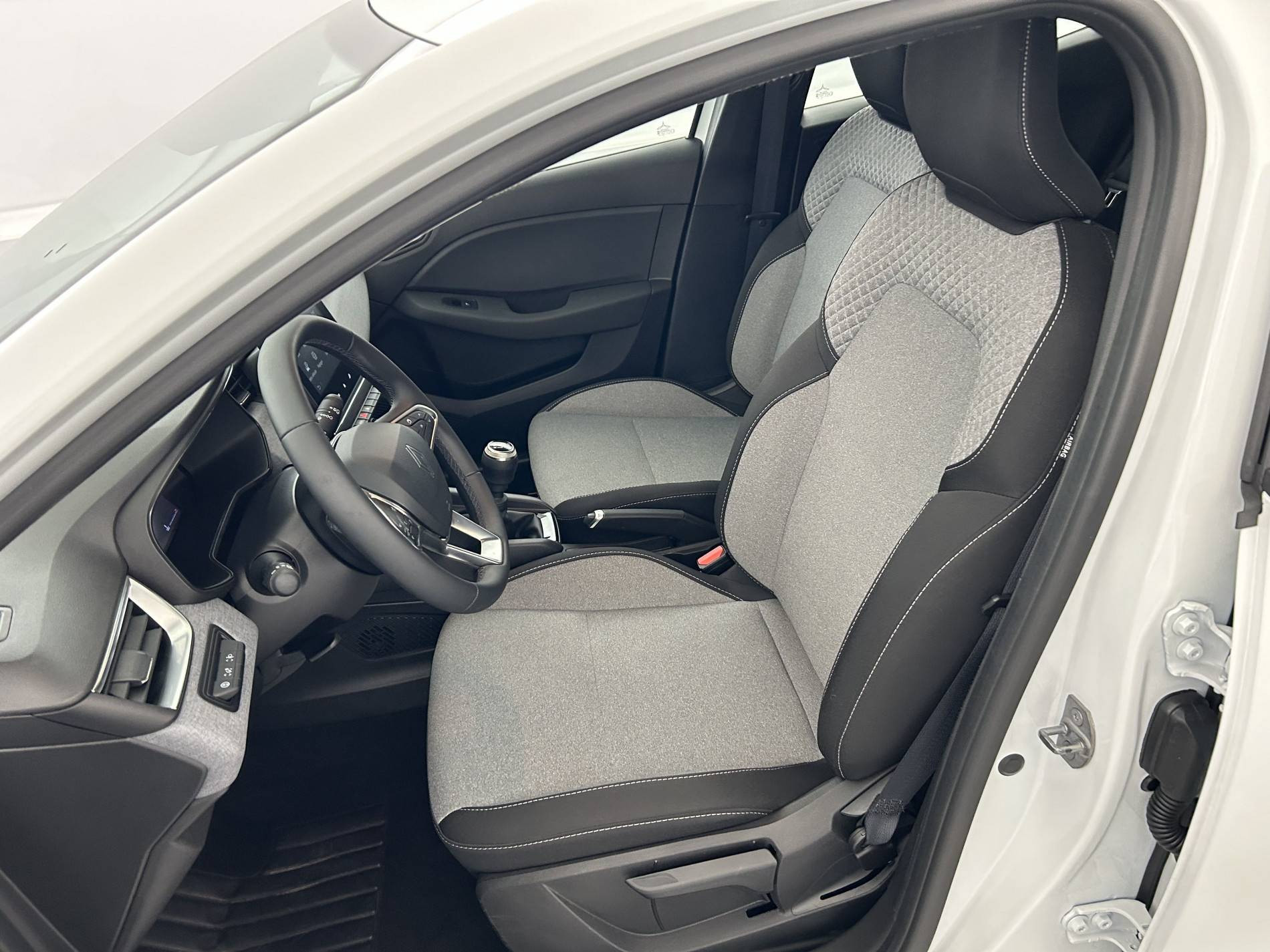 Vente en ligne Renault Clio 5 Clio TCe 90 ch GSR2 au prix de 15 990 €