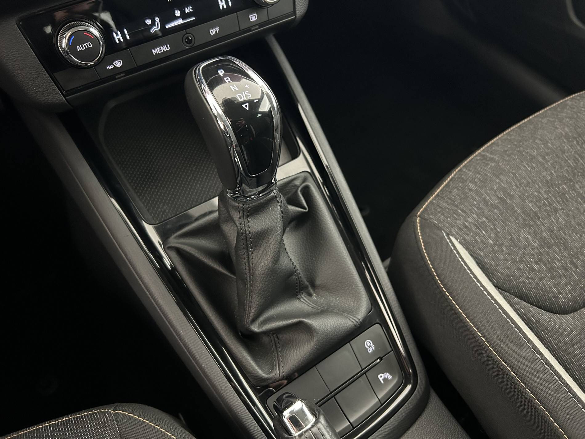 Vente en ligne Skoda Kamiq  1.5 TSI 150 ch DSG7 au prix de 19 990 €