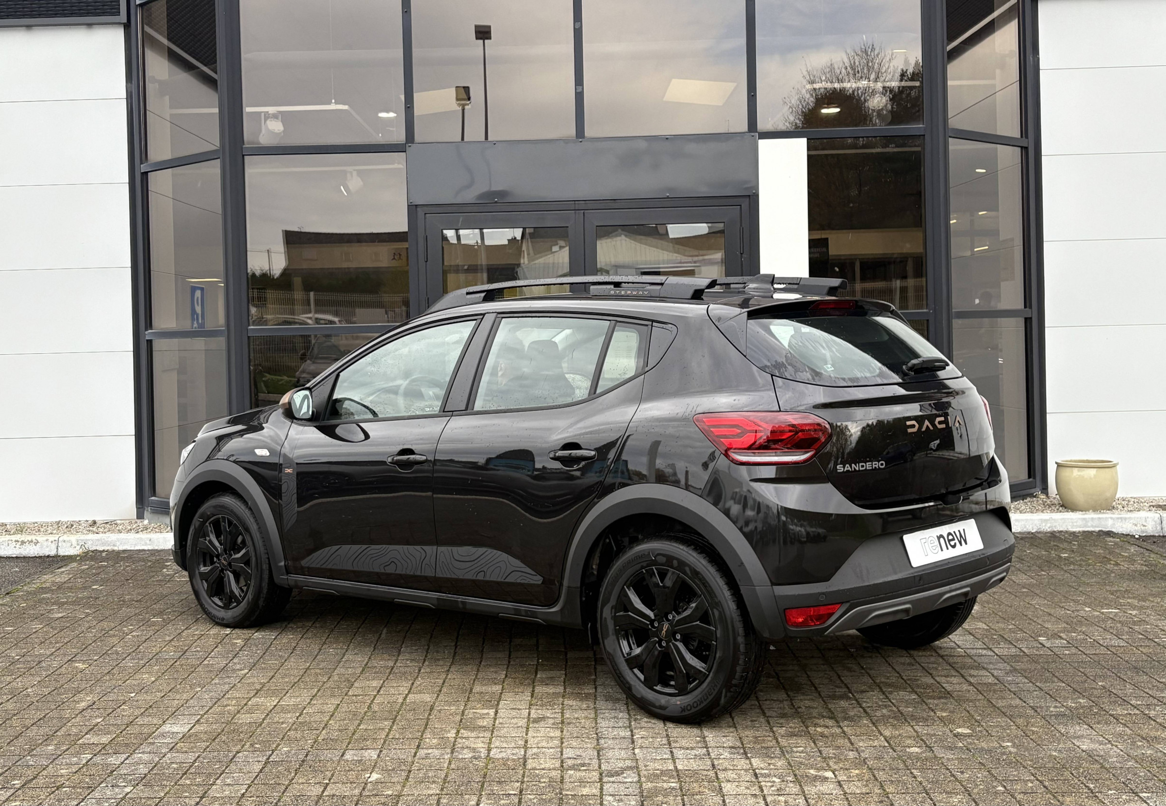 Vente en ligne Dacia Sandero 3  ECO-G 100 GSR2 au prix de 19 000 €