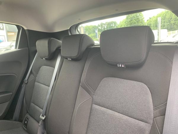 Vente en ligne Renault Clio 5 Clio TCe 90 au prix de 15 490 €