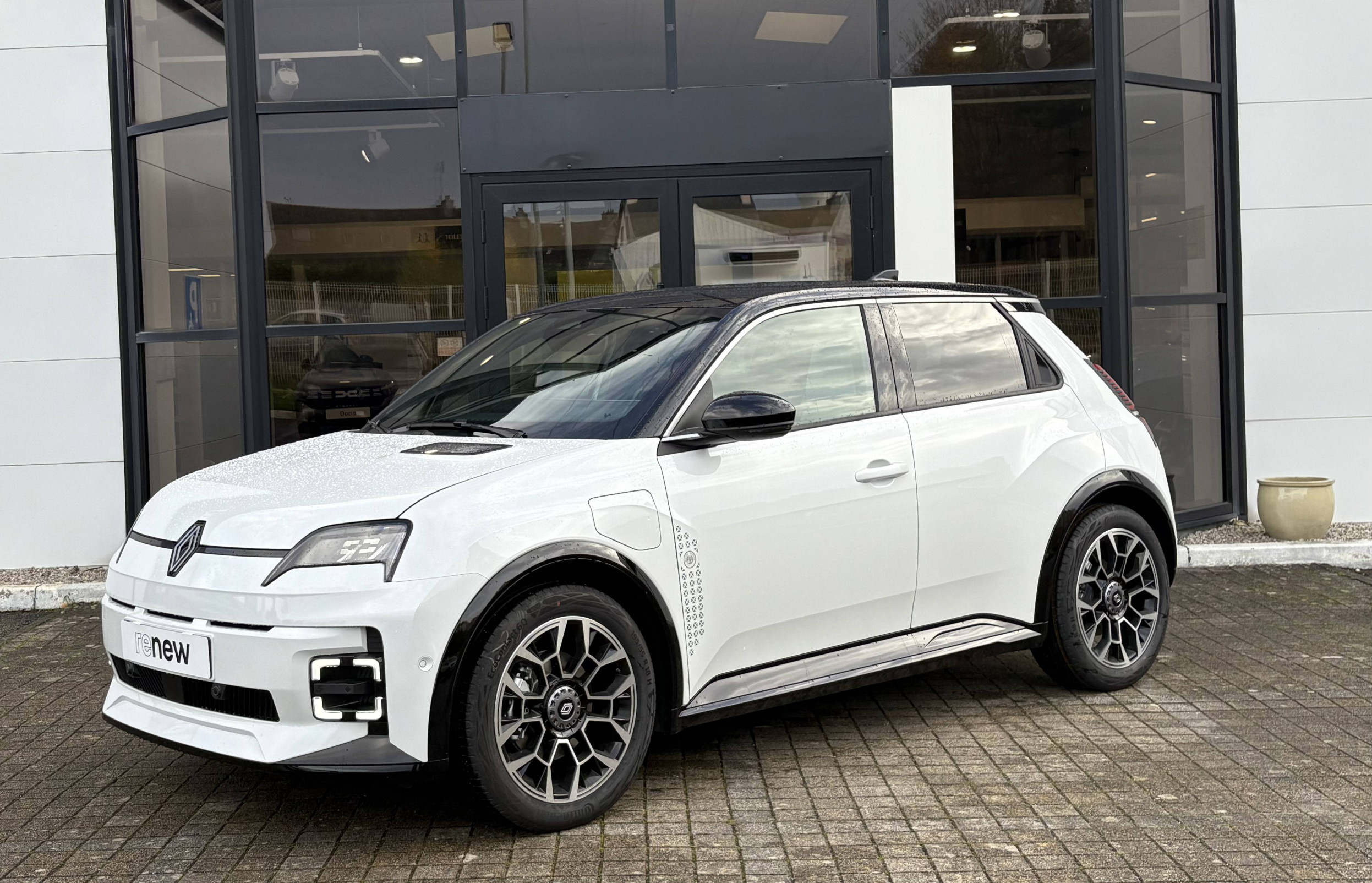 Renault R5 E-Tech  150 ch autonomie confort occasion de 2025 en vente à Loudéac