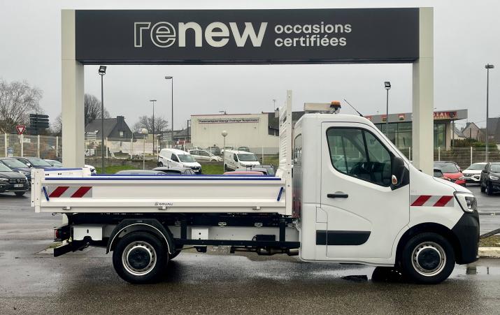 Vente en ligne Renault Master 3 Châssis Cabine MASTER CC TRAC F3500 L2 BLUE DCI 145 EURO VI au prix de 35 490 €