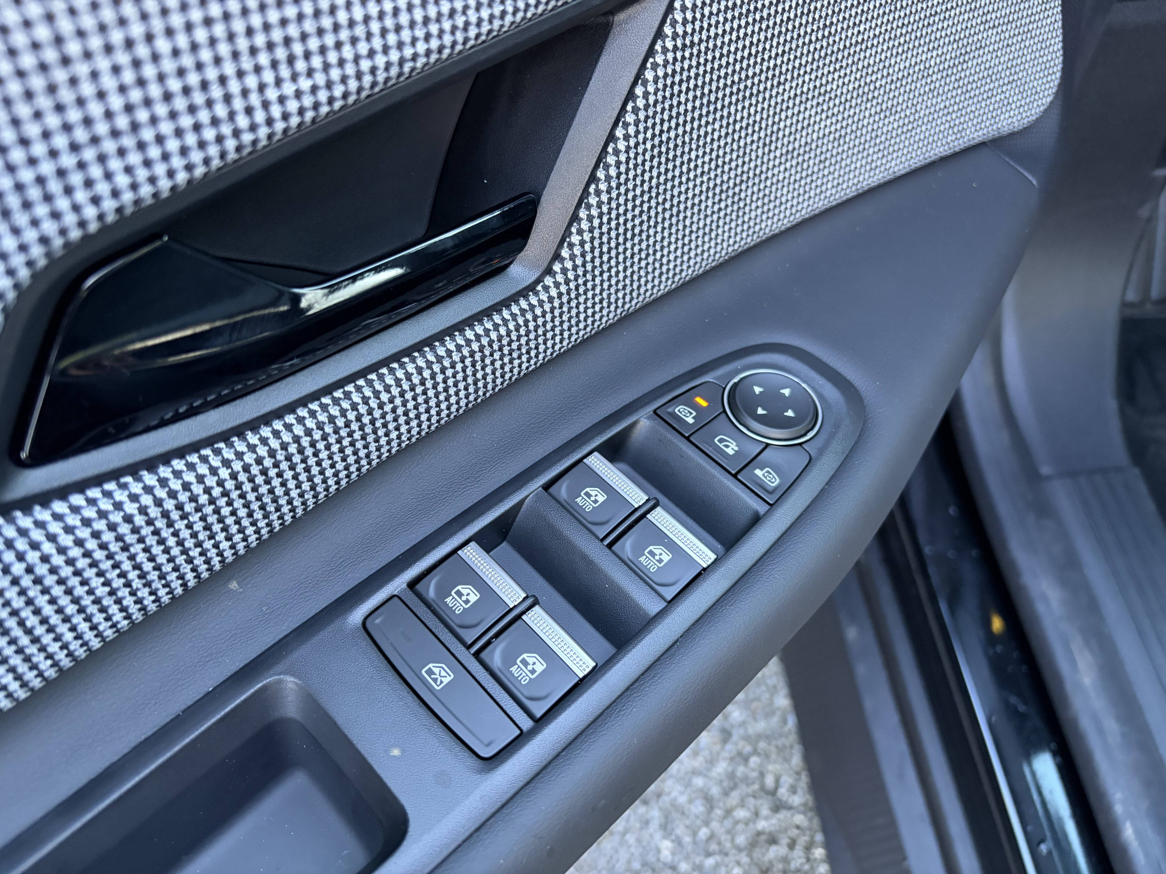 Vente en ligne Renault R4 E-Tech  150 ch autonomie confort au prix de 32 690 €