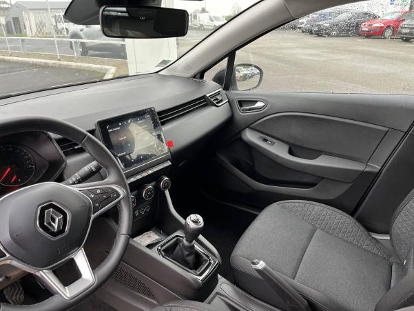 Vente en ligne Renault Clio 5 Clio TCe 90 au prix de 15 990 €