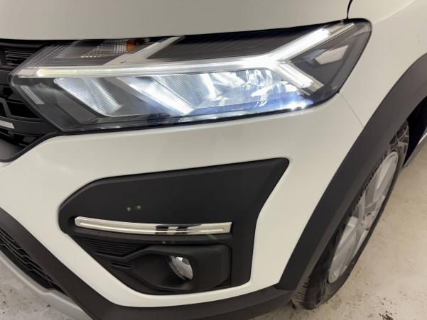 Vente en ligne Dacia Sandero  ECO-G 100 - 22 au prix de 14 390 €