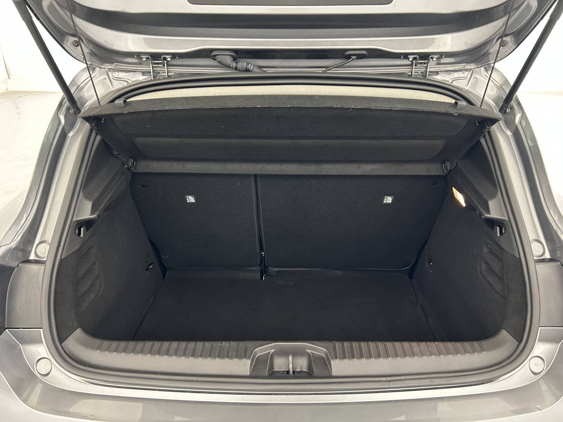 Vente en ligne Renault Clio 5 Clio Blue dCi 100 ch GSR2 au prix de 18 490 €