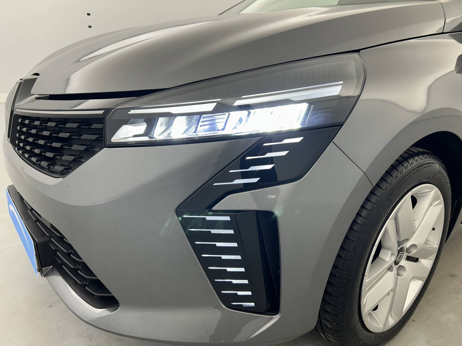 Vente en ligne Renault Clio 5 Clio Blue dCi 100 ch GSR2 au prix de 18 490 €