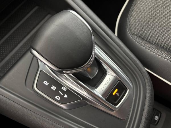 Vente en ligne Renault Captur  E-Tech Plug-in 160 au prix de 18 490 €