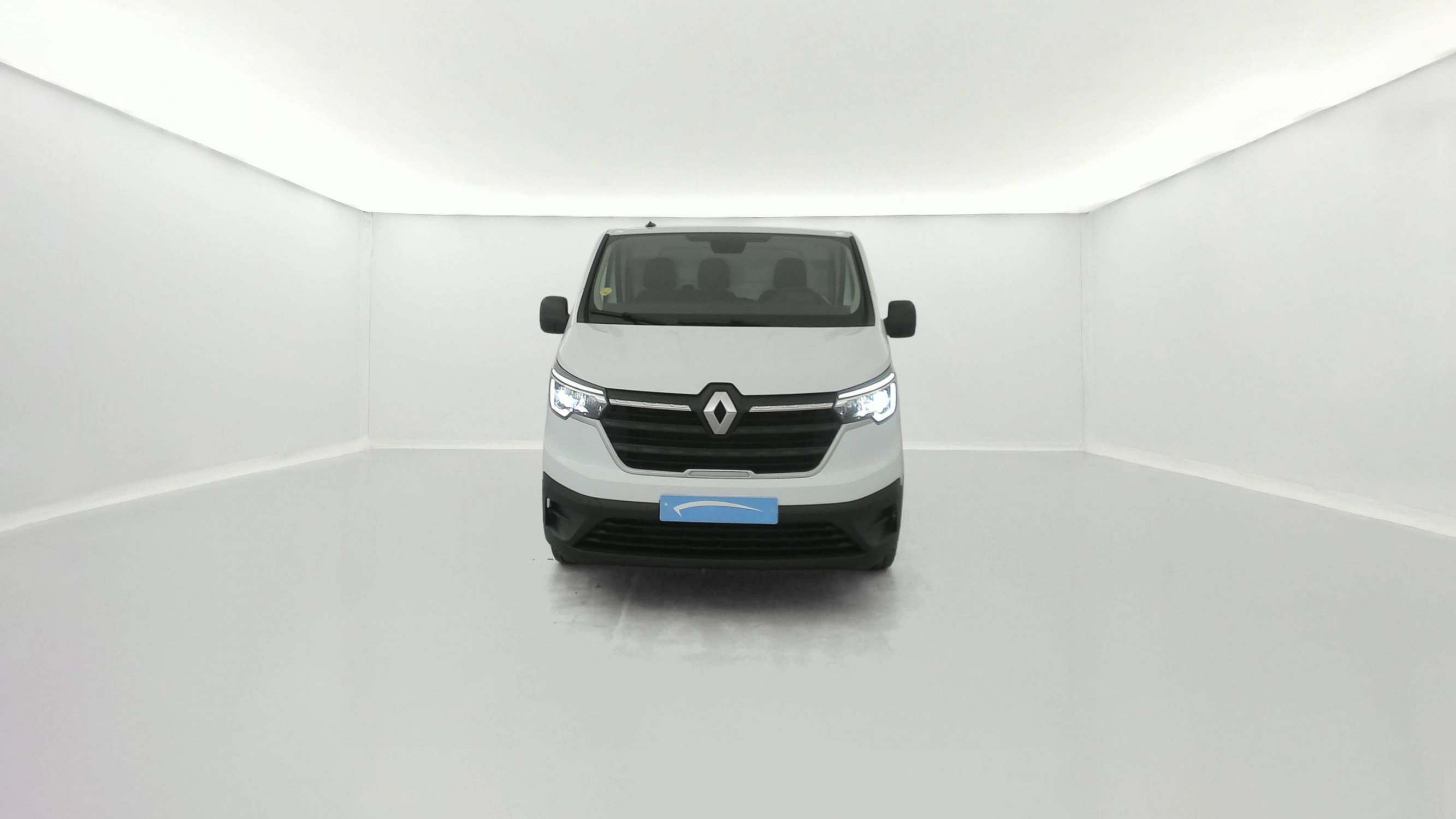 Vente en ligne Renault Trafic 3 Fourgon TRAFIC FGN L1H1 3T BLUE DCI 130 GSR2 au prix de 24 990 €