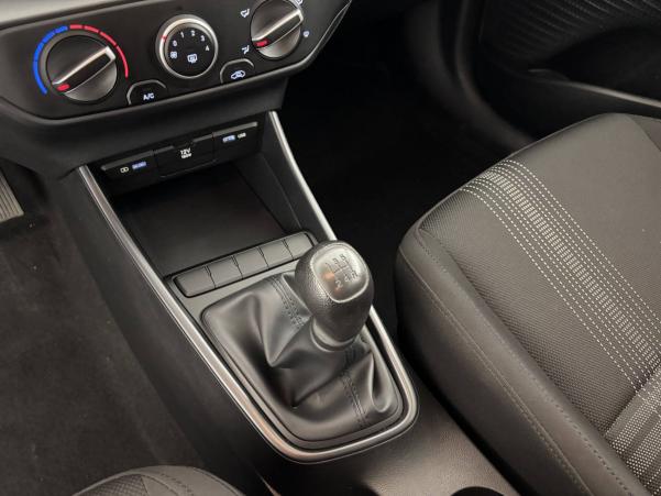 Vente en ligne Hyundai i20  1.2 84 au prix de 13 890 €