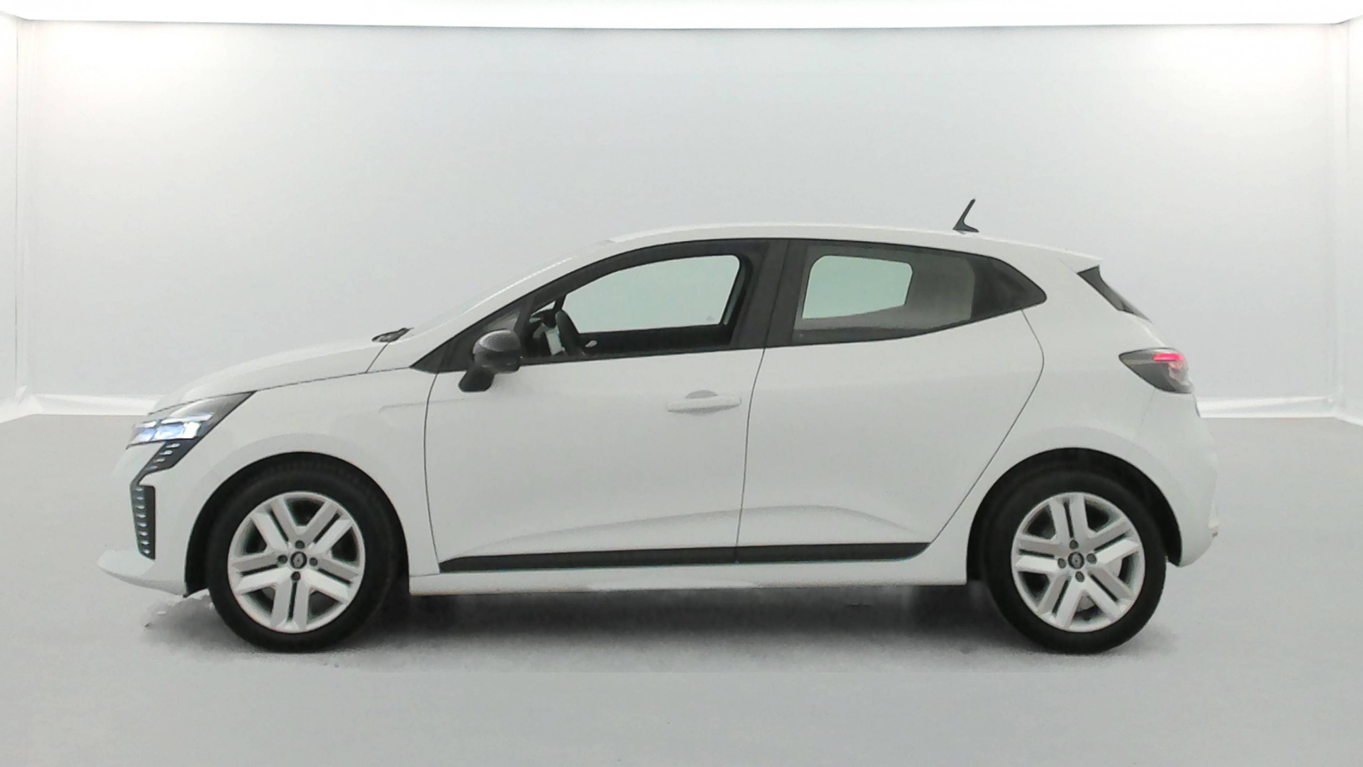 Vente en ligne Renault Clio 5 Clio SCe 65 ch GSR2 au prix de 13 390 €