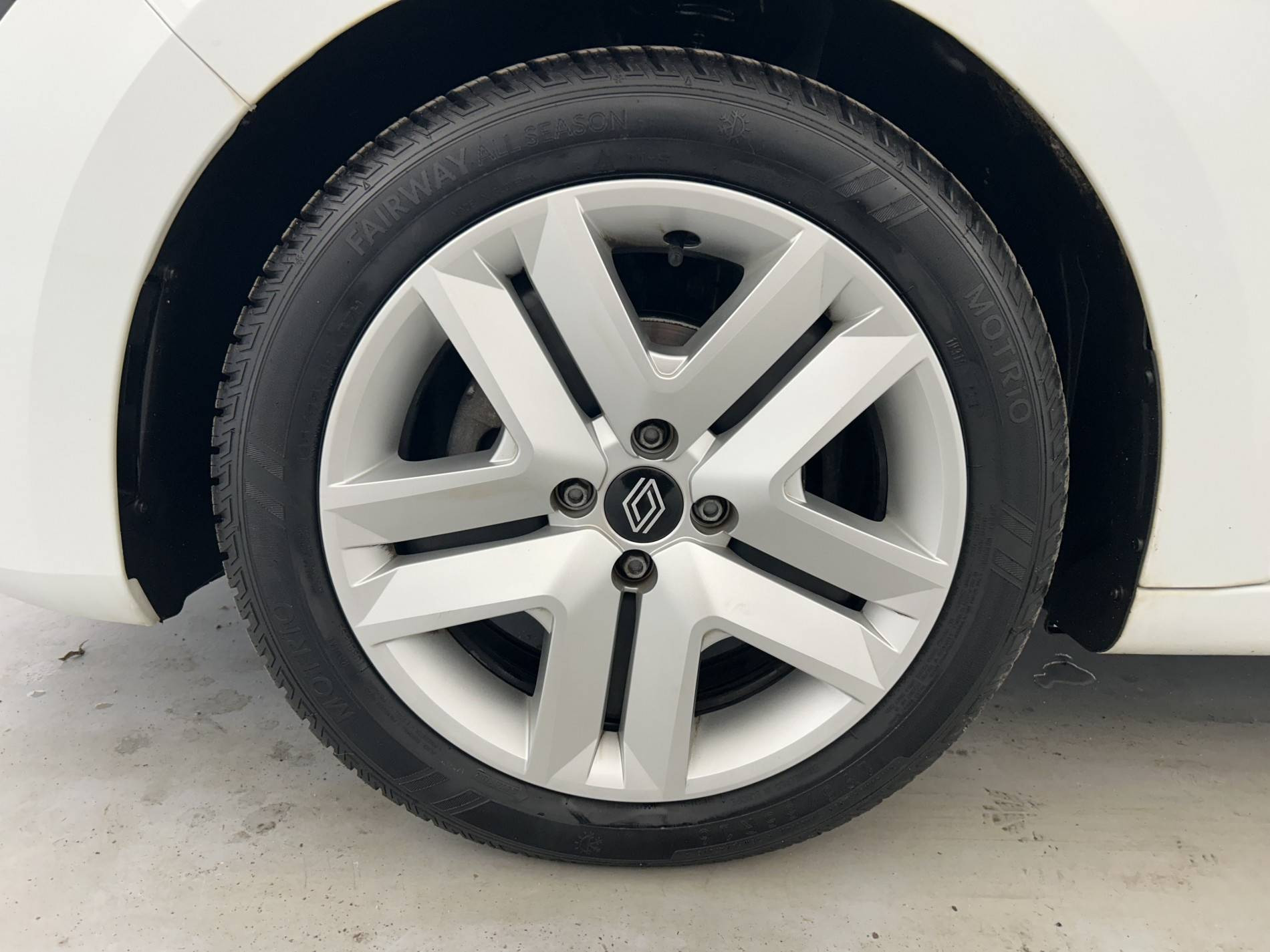 Vente en ligne Renault Clio 5 Clio SCe 65 ch GSR2 au prix de 13 390 €