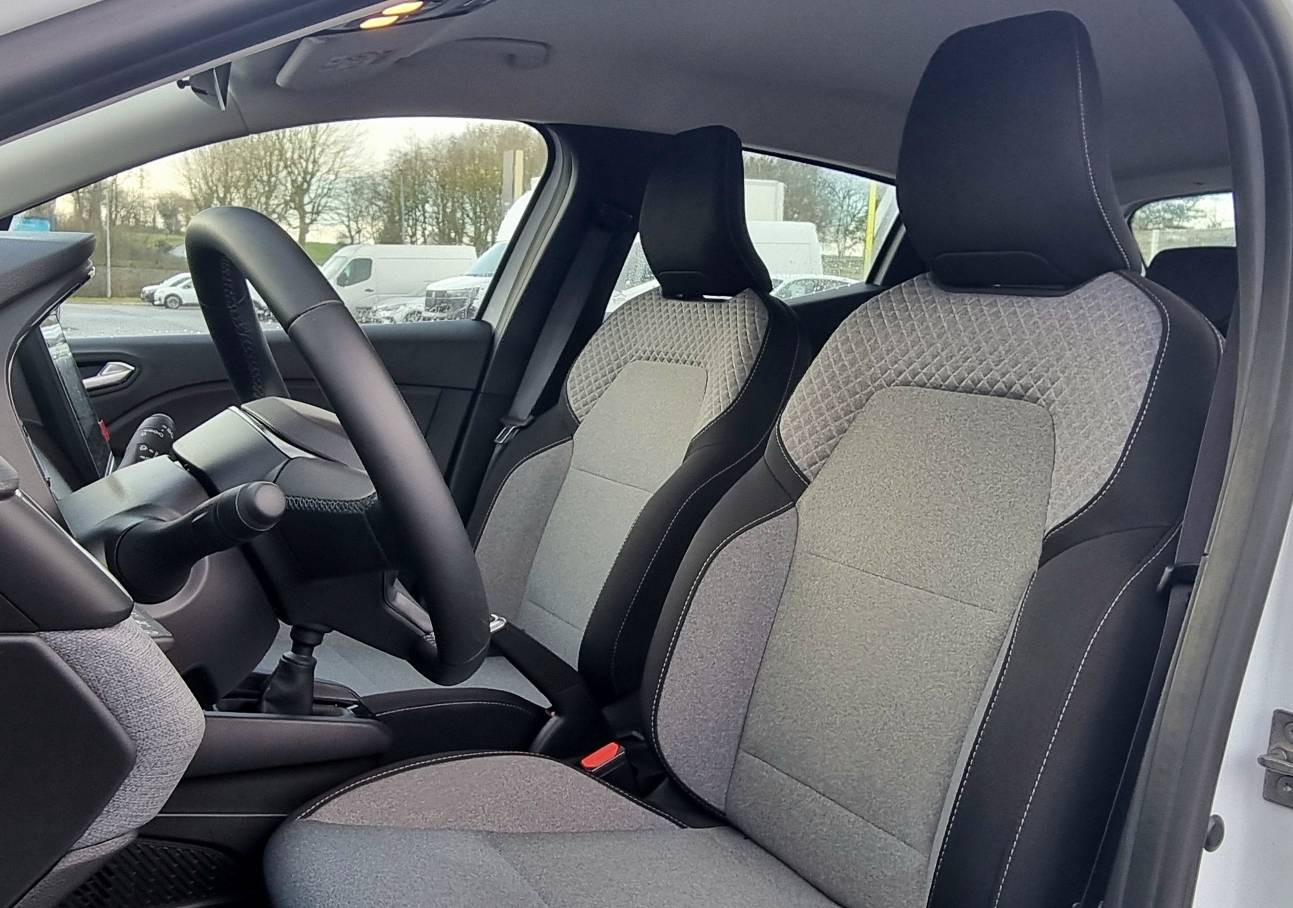 Vente en ligne Renault Clio 5 Clio TCe 90 ch GSR2 au prix de 15 990 €