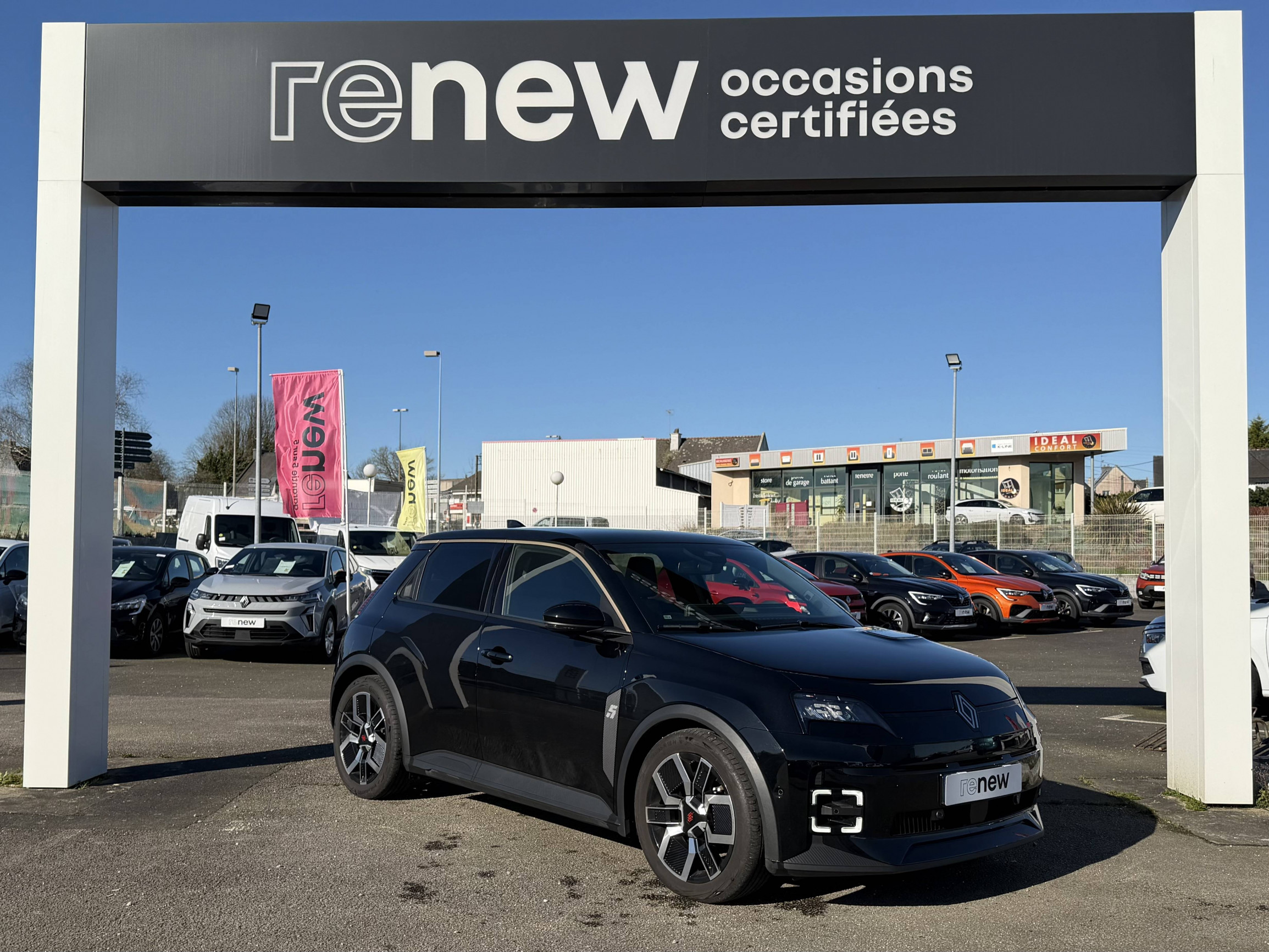 Vente en ligne Renault R5 E-Tech  120 ch autonomie urbaine au prix de 23 990 €