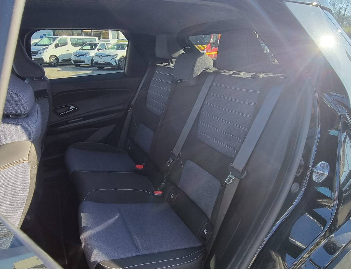 Vente en ligne Renault R5 E-Tech  120 ch autonomie urbaine au prix de 23 990 €