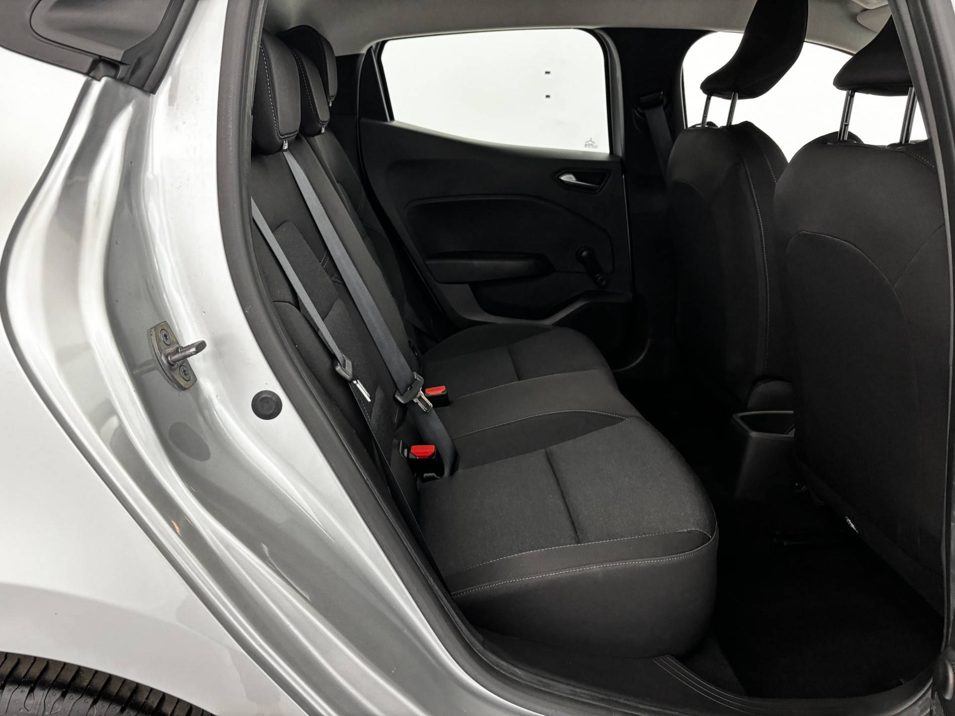 Vente en ligne Renault Clio 5 Clio TCe 90 au prix de 14 690 €