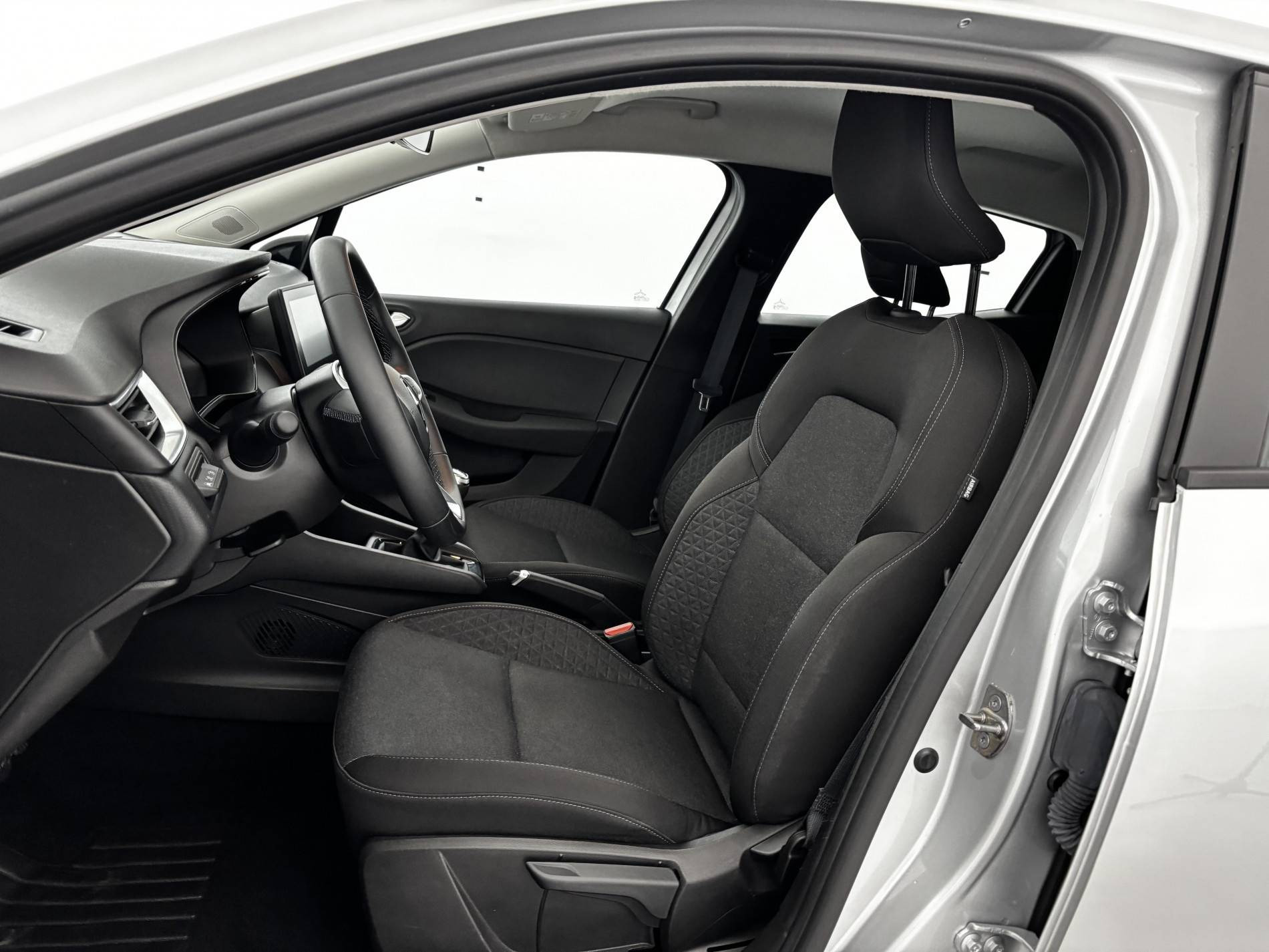 Vente en ligne Renault Clio 5 Clio TCe 90 au prix de 14 690 €