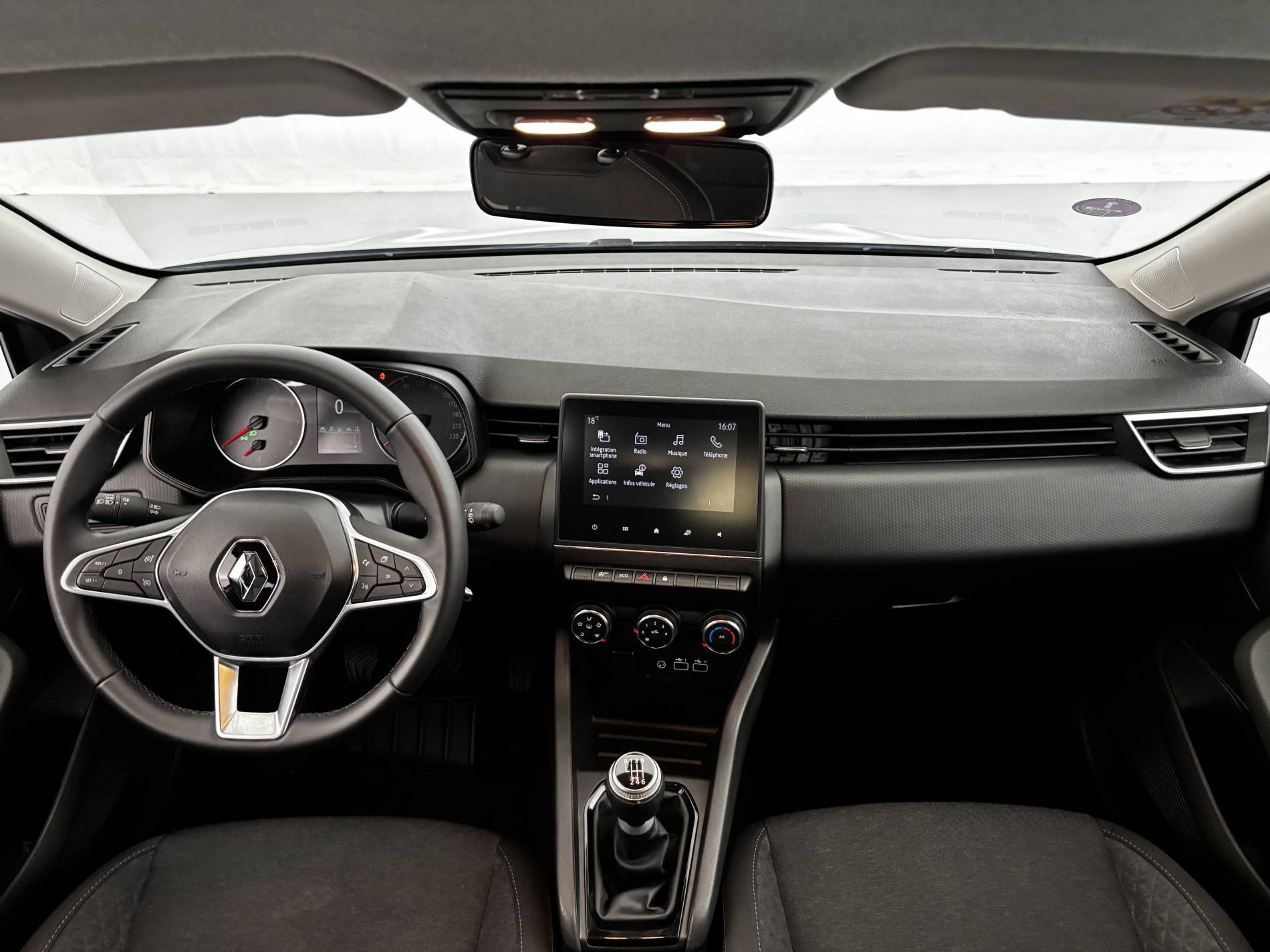 Vente en ligne Renault Clio 5 Clio TCe 90 au prix de 14 690 €