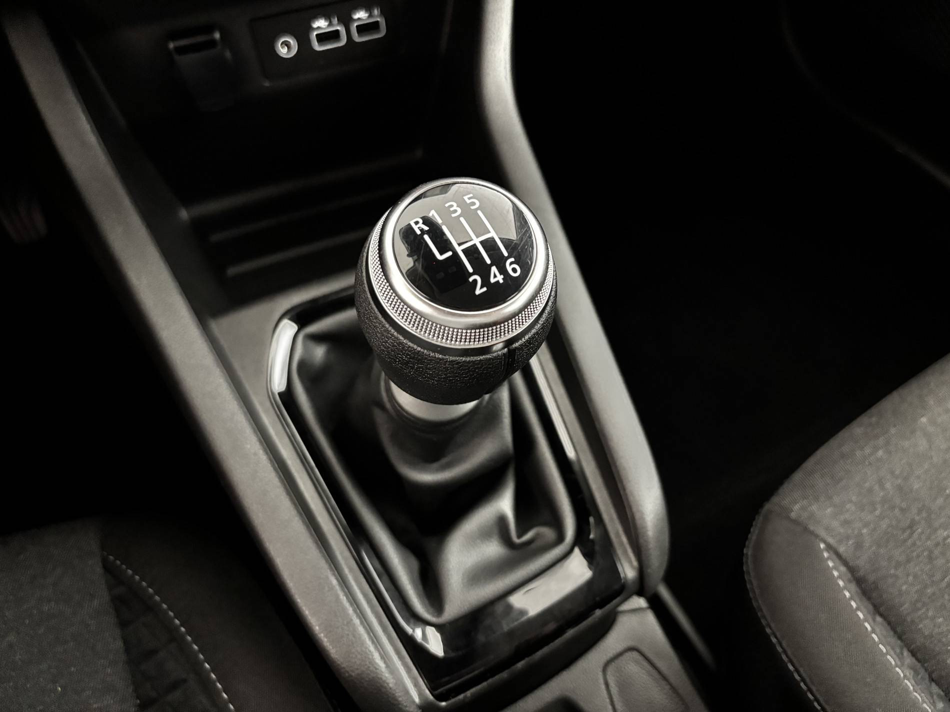 Vente en ligne Renault Clio 5 Clio TCe 90 au prix de 14 690 €