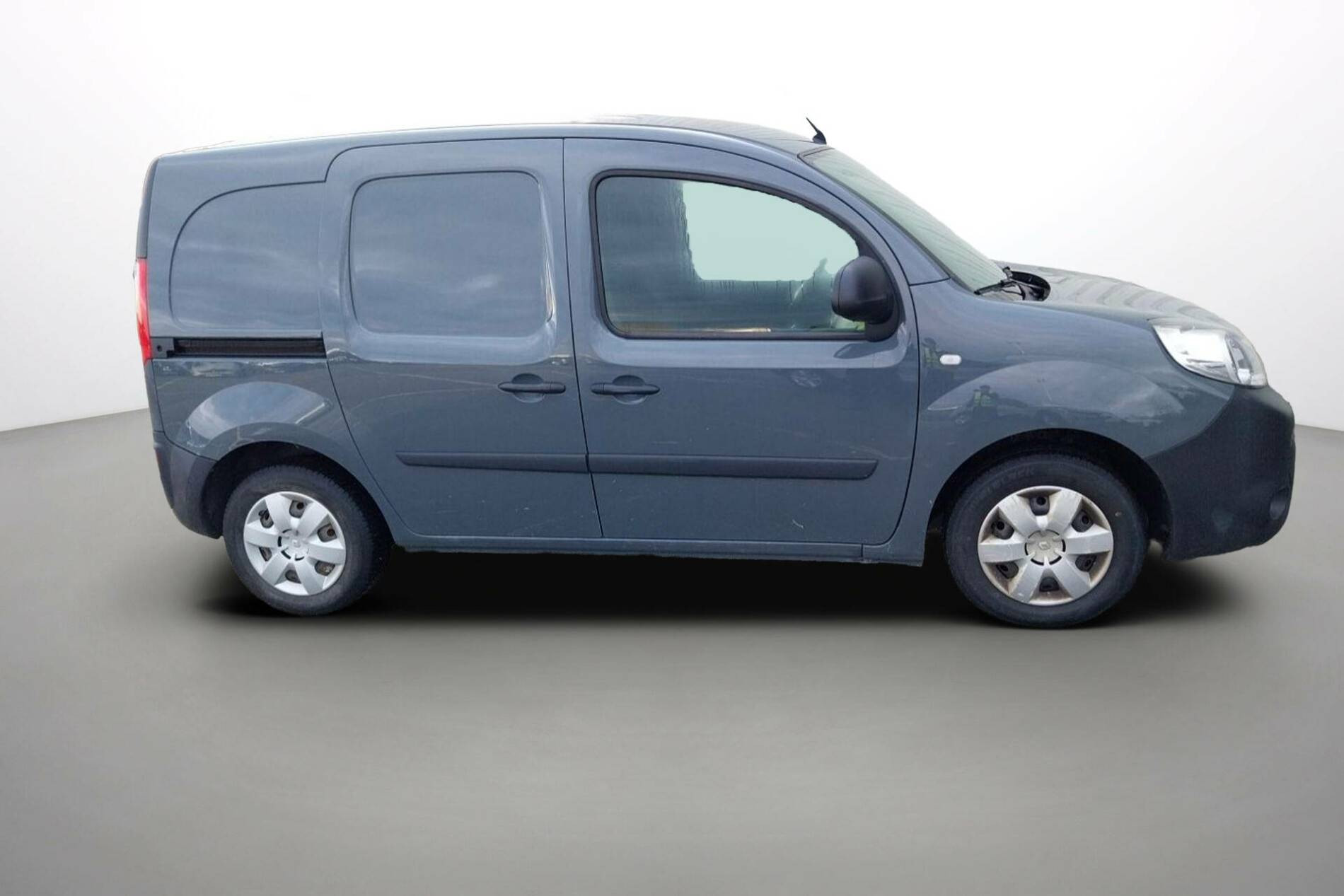 Vente en ligne Renault Kangoo Express  BLUE DCI 80 au prix de 11 990 €