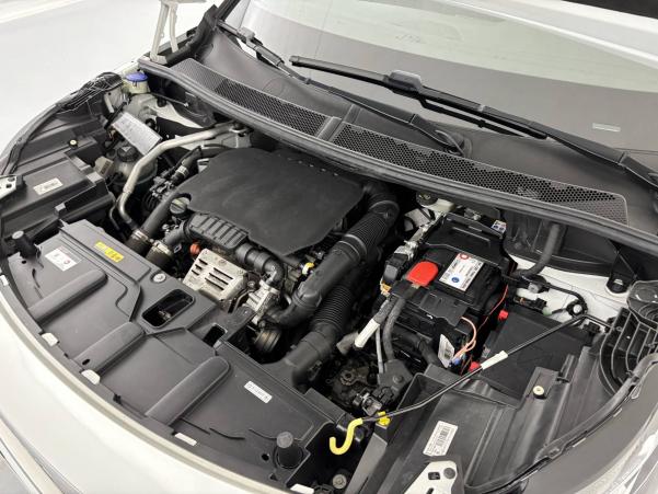 Vente en ligne Peugeot 3008  1.2 Puretech 130ch S&S BVM6 au prix de 15 490 €