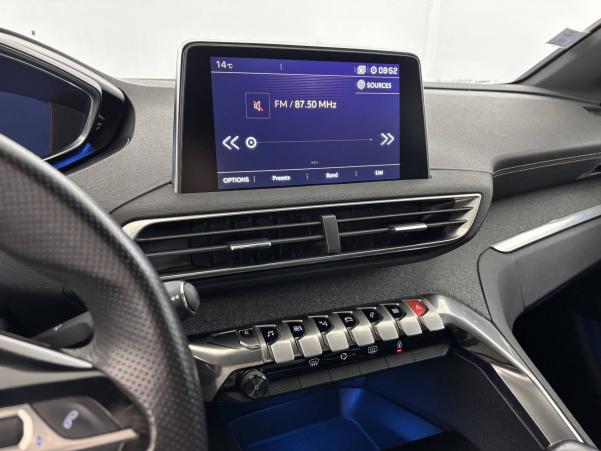 Vente en ligne Peugeot 3008  1.2 Puretech 130ch S&S BVM6 au prix de 15 490 €