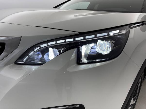 Vente en ligne Peugeot 3008  1.2 Puretech 130ch S&S BVM6 au prix de 15 490 €